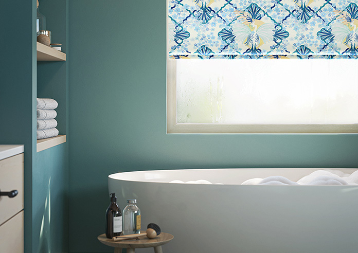 Faded Glamour, China Blue White - Twist&Fit Roman Blind - Image 5